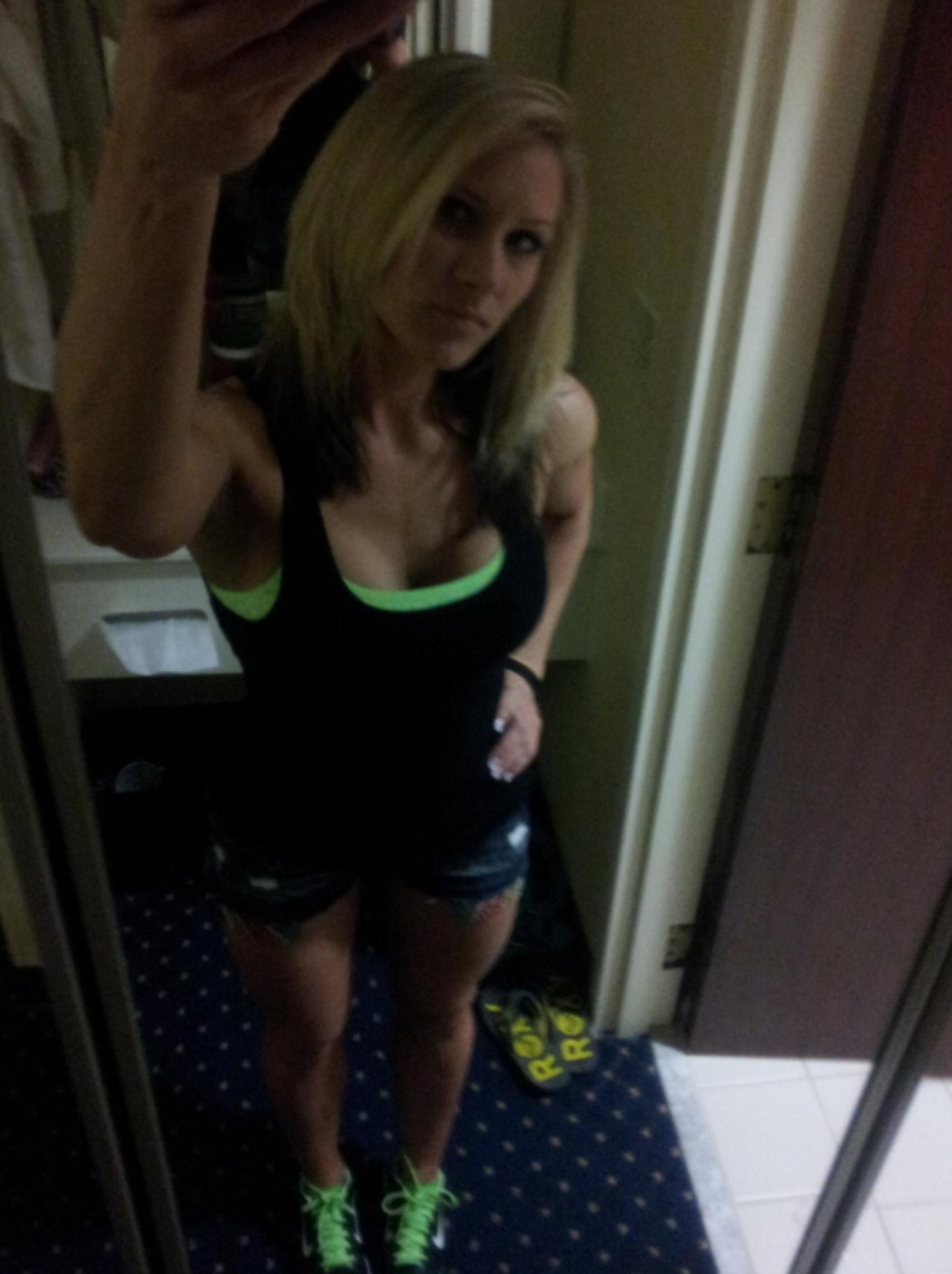 RoshniHot36 aus Nordrhein-Westfalen,Deutschland